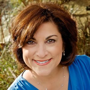 Meet your Posher, Leslie